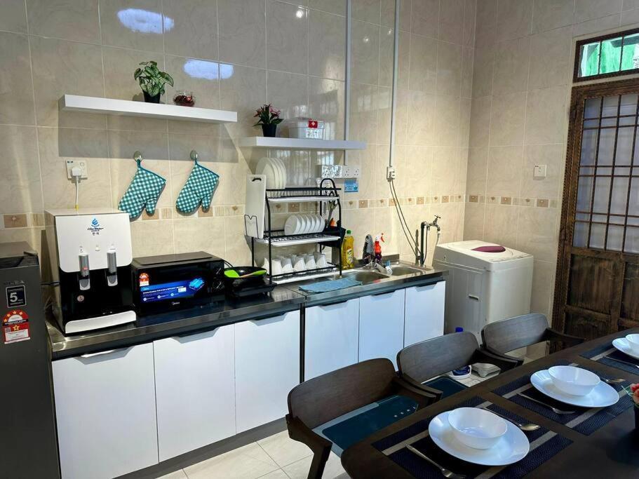 Cozy Holiday Home Karaoke Bbq Bukit Indah Jb Τζόχορ Μπάχρου Εξωτερικό φωτογραφία