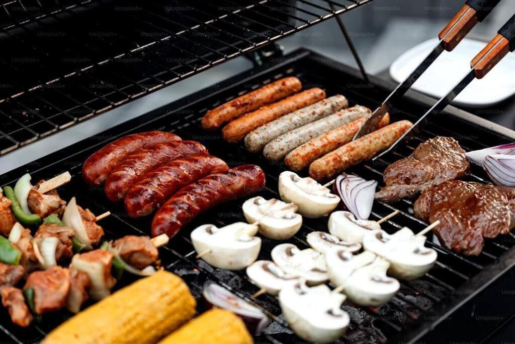 Cozy Holiday Home Karaoke Bbq Bukit Indah Jb Τζόχορ Μπάχρου Εξωτερικό φωτογραφία