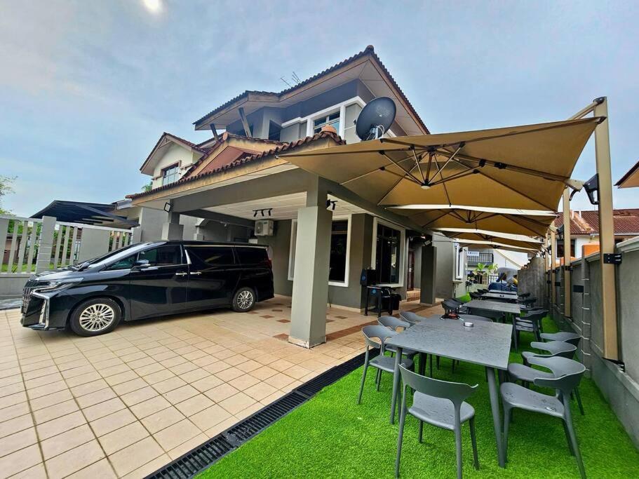 Cozy Holiday Home Karaoke Bbq Bukit Indah Jb Τζόχορ Μπάχρου Εξωτερικό φωτογραφία